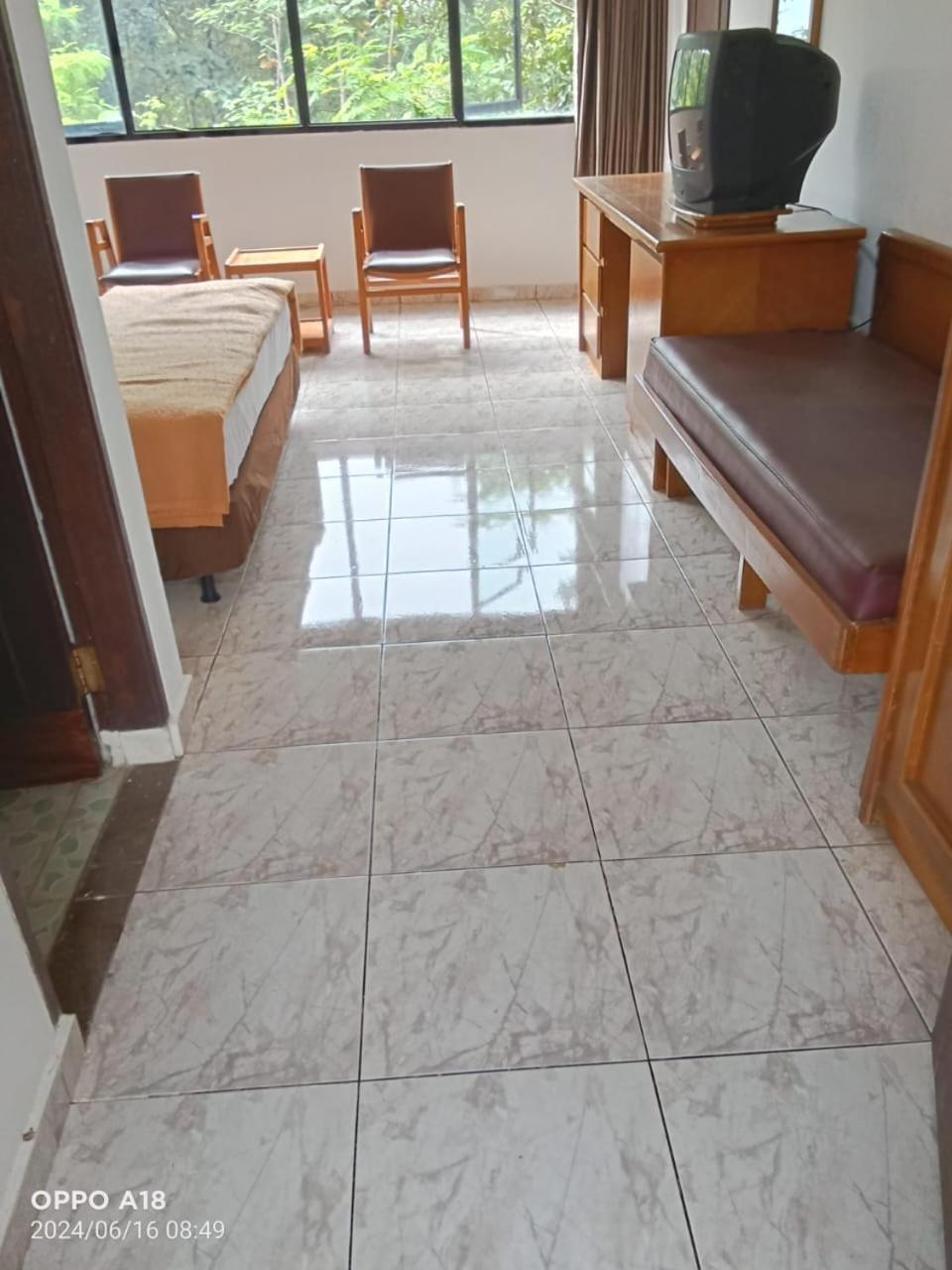 Hotel Kumala Samudra Cikakak Exterior photo